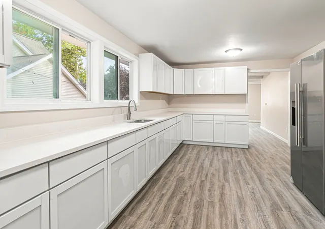 Photo 2 of Single family home for sale at 1428 Superior St, Aurora, IL 60505 | MLS# 12767153 | Listing updated on 2026-09-25