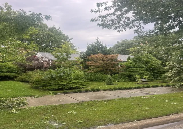 Single family home for sale at 18621 Morris Ave, Homewood, IL 60430 | MLS# 12767155