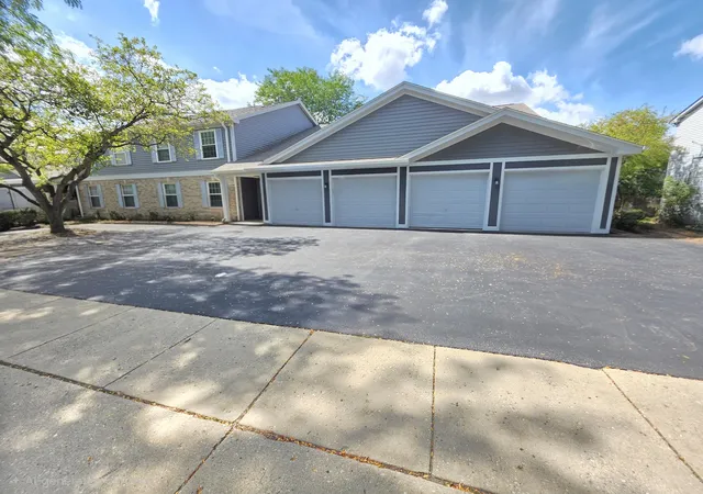 Photo 1 of Condo for sale at 356 Woodview Cir #A, Elgin, IL 60120 | MLS# 12767163 | Listing updated on 2026-09-24