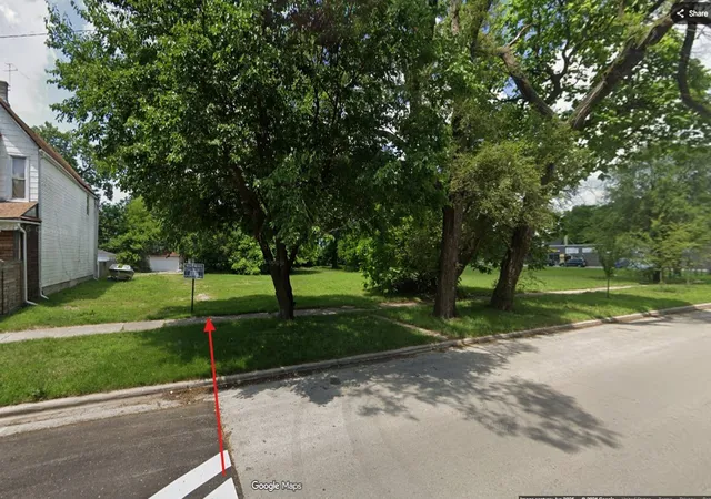 Photo 1 of Land for sale at 7124 S Stewart Ave, Chicago, IL 60621 | MLS# 12767172 | Listing updated on 2026-09-28
