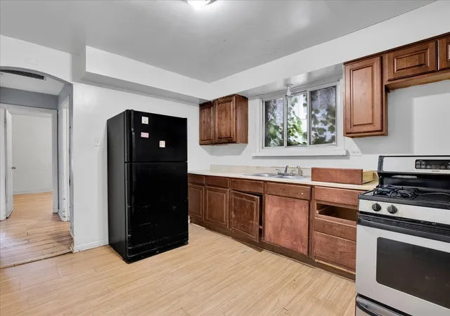 Photo 4 of Single family home for sale at 9302 S Rhodes Ave, Chicago, IL 60619 | MLS# 12767202 | Listing updated on 2026-09-24
