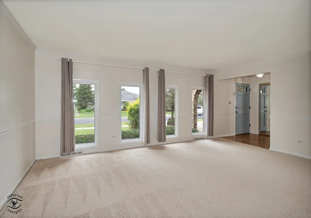 Photo 3 of Single family home for sale at 7530 Hemlock Dr, Orland Park, IL 60462 | MLS# 12767204 | Listing updated on 2026-09-23