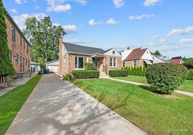 Photo 2 of Single family home for sale at 226 N Elmwood Ave, Waukegan, IL 60085 | MLS# 12767211 | Listing updated on 2026-09-26