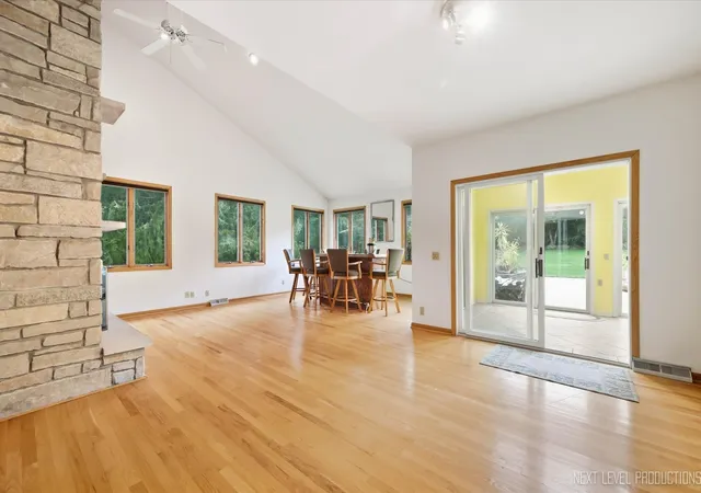 Photo 2 of Single family home for sale at 40w923 Mulhern Dr, Elburn, IL 60119 | MLS# 12767226 | Listing updated on 2026-09-24