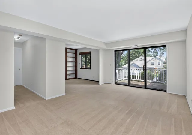 Listing Photo 4 - Condo for sale in building located at 0N069 Windermere Rd, Winfield, IL 60190 - Unit #2305