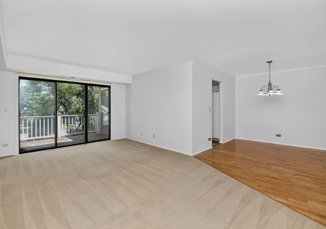 Listing Photo 5 - Condo for sale in building located at 0N069 Windermere Rd, Winfield, IL 60190 - Unit #2305