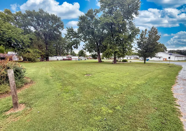 Photo 3 of Land for sale at 415 N Worthey St, Flora, IL 62839 | MLS# 12767246 | Listing updated on 2026-09-30