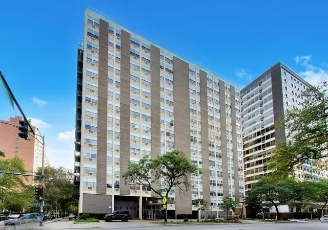 Photo 1 of Condo for sale at 3033 N Sheridan Rd #1507, Chicago, IL 60657 | MLS# 12767261 | Listing updated on 2026-10-17