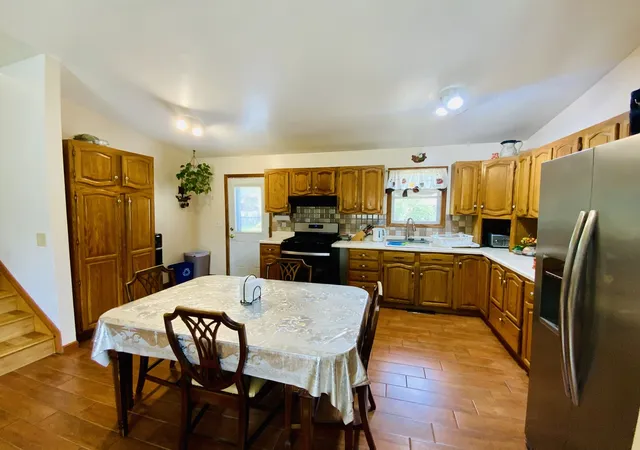 Photo 3 of Single family home for sale at 592 Pine Grv Ave, Gurnee, IL 60031 | MLS# 12767262 | Listing updated on 2026-09-24