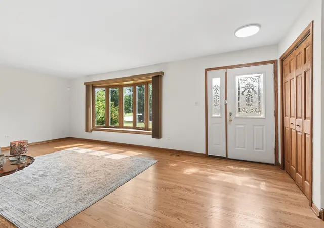 Photo 4 of Single family home for sale at 15208 Royal Foxhunt Rd, Orland Park, IL 60462 | MLS# 12767283 | Listing updated on 2026-09-23