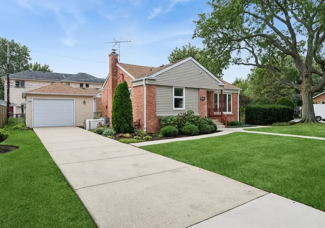 Single family home for sale at 6929 W Madison St, Niles, IL 60714 | MLS# 12767296