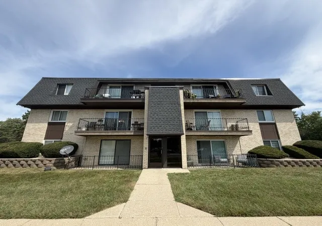 Photo 1 of Condo for sale at 11127 S 84th Avenue #1-A, Palos Hills, IL 60465 | MLS# 12767297 | Listing updated on 2026-09-24