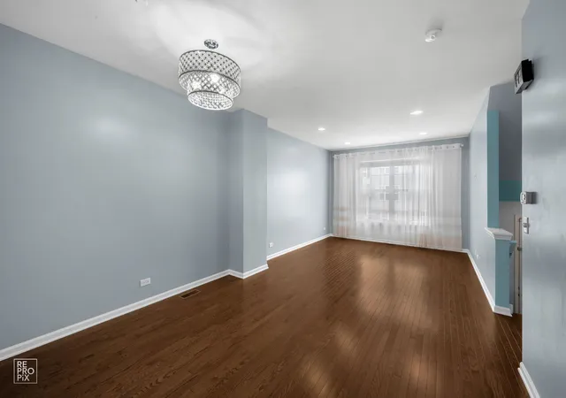 Photo 3 of Townhouse for sale at 1262 Evergreen Ave, Des Plaines, IL 60016 | MLS# 12767300 | Listing updated on 2026-09-24