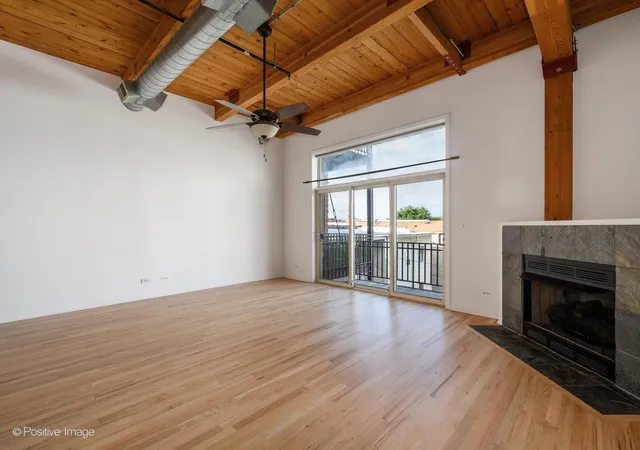 Photo 3 of Condo for sale at 2804 N Oakley Ave #305, Chicago, IL 60618 | MLS# 12767323 | Listing updated on 2026-09-23