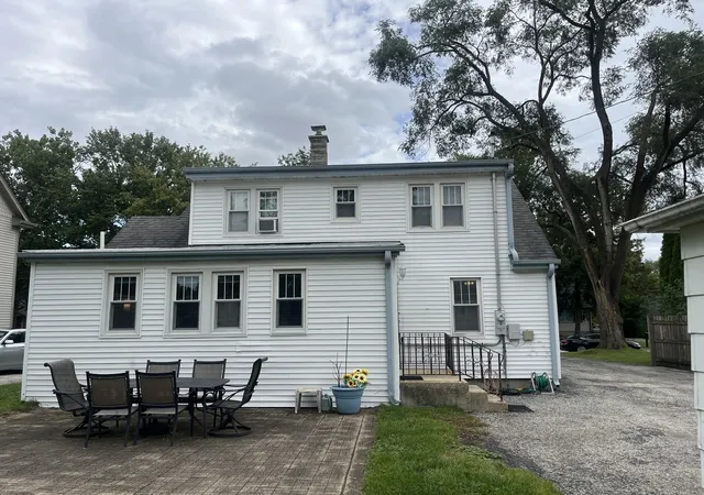 Photo 3 of Single family home for sale at 358 N Fairfield Ave, Lombard, IL 60148 | MLS# 12767373 | Listing updated on 2026-09-24