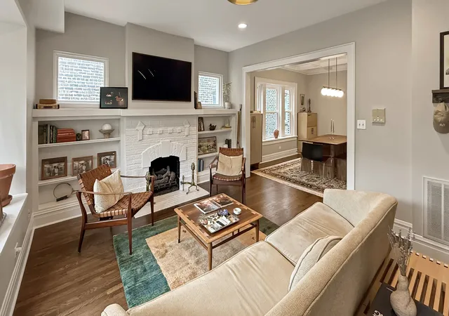 Photo 3 of Condo for sale at 2617 W Leland Ave #2, Chicago, IL 60625 | MLS# 12767374 | Listing updated on 2026-09-27
