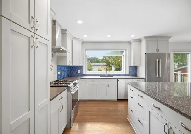 Photo 3 of Single family home for sale at 135 W King Arthur Ct, Palatine, IL 60067 | MLS# 12767393 | Listing updated on 2026-09-24