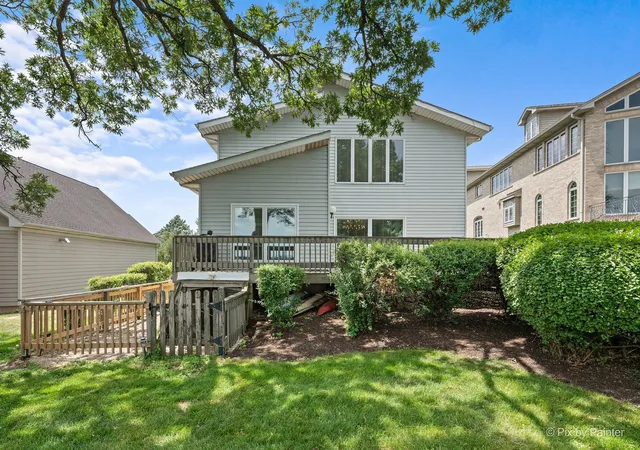 Photo 2 of Single family home for sale at 287 Holiday Dr, Lake Holiday, IL 60552 | MLS# 12767408 | Listing updated on 2026-09-29