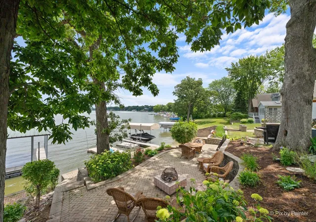 Photo 4 of Single family home for sale at 287 Holiday Dr, Lake Holiday, IL 60552 | MLS# 12767408 | Listing updated on 2026-10-08