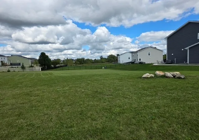 Photo 1 of Sale Pending at 910 Courtney Ln, Marengo, IL 60152 | MLS# 12767416 | Listing updated on 2026-10-05