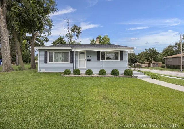 Photo 1 of Single family home for sale at 301 E Vermont St, Villa Park, IL 60181 | MLS# 12767421 | Listing updated on 2026-09-25