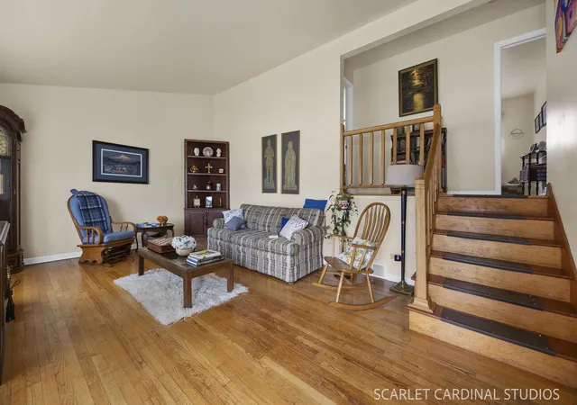 Photo 3 of Single family home for sale at 301 E Vermont St, Villa Park, IL 60181 | MLS# 12767421 | Listing updated on 2026-09-25