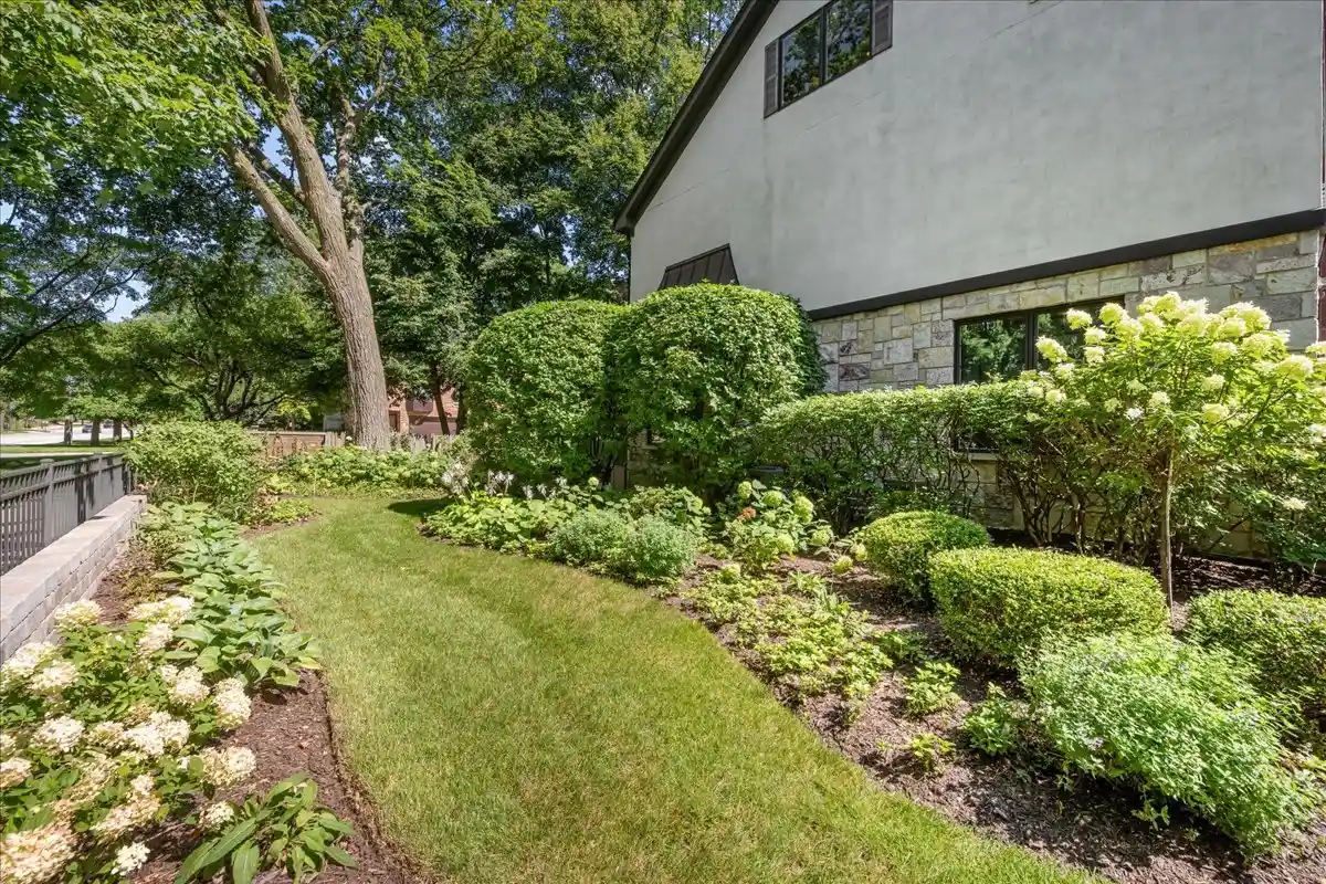 Listing Photo 24 - Condo for sale in 930 Central Ave located at 930 Central Ave, Highland Park, IL 60035 - Unit 930 Central Ave