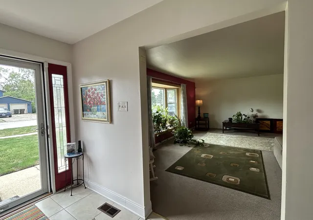 Photo 4 of Single family home for sale at 4316 176th Street, Country Club Hills, IL 60478 | MLS# 12767433 | Listing updated on 2026-09-25
