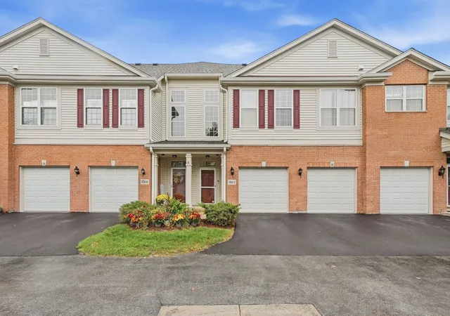 Condo for sale at 7421 Claridge Dr #J, Bridgeview, IL 60455 | MLS# 12767438