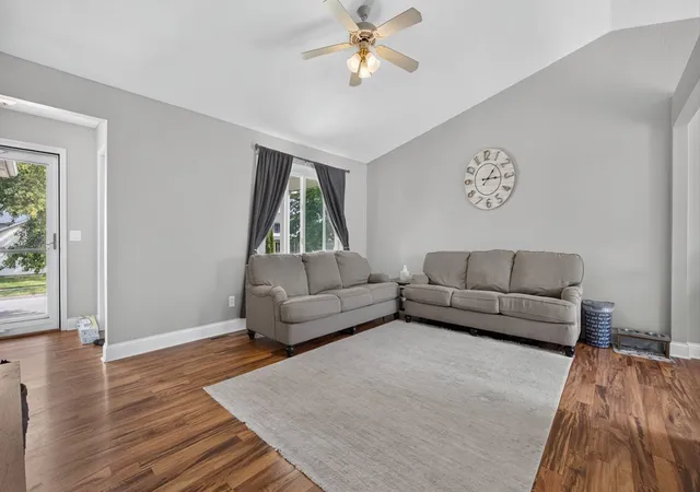 Photo 4 of Single family home for sale at 2801 Essington St, Bloomington, IL 61705 | MLS# 12767444 | Listing updated on 2026-09-26