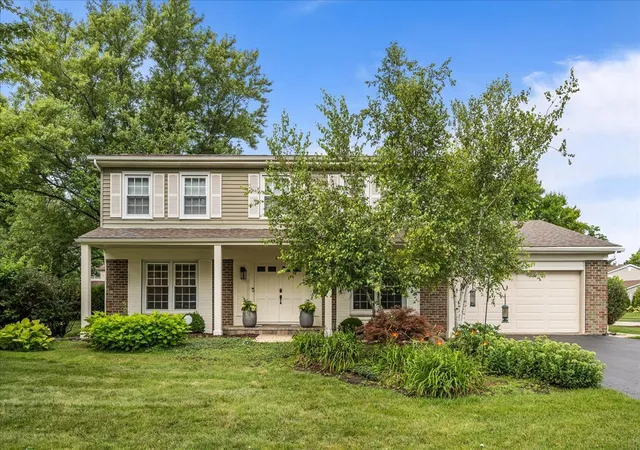 Photo 1 of Single family home for sale at 154 Willow Ave, Deerfield, IL 60015 | MLS# 12767449 | Listing updated on 2026-09-23