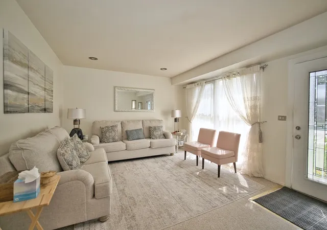Photo 3 of Single family home for sale at 6948 Beckwith Rd, Morton Grove, IL 60053 | MLS# 12767453 | Listing updated on 2026-09-24