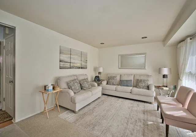 Photo 4 of Single family home for sale at 6948 Beckwith Rd, Morton Grove, IL 60053 | MLS# 12767453 | Listing updated on 2026-09-24