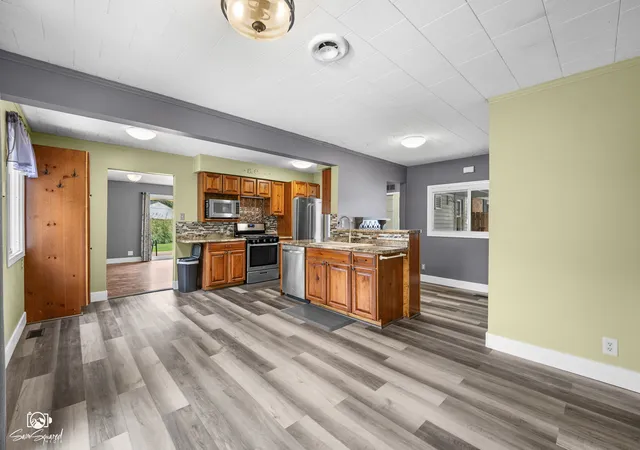 Photo 4 of Single family home for sale at 172 Lawton Ln, Bolingbrook, IL 60440 | MLS# 12767459 | Listing updated on 2026-09-30