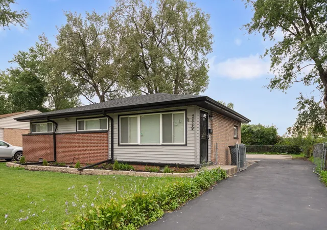 Single family home for sale at 2829 Stafford Dr, Markham, IL 60428 | MLS# 12767466