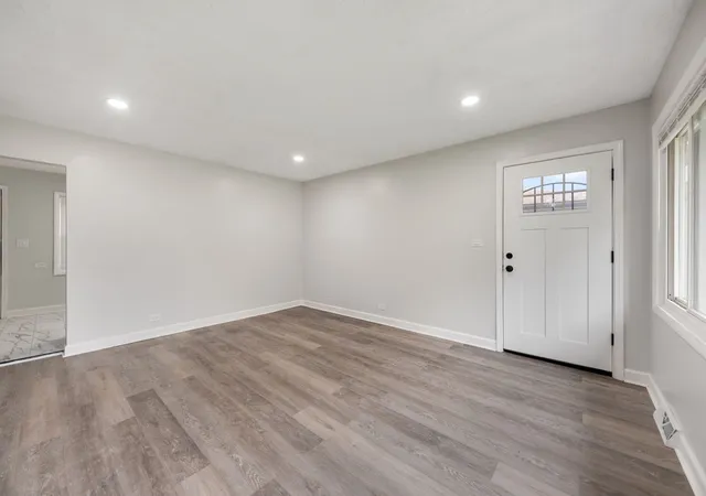 Photo 3 of Single family home for sale at 2829 Stafford Dr, Markham, IL 60428 | MLS# 12767466 | Listing updated on 2026-10-07