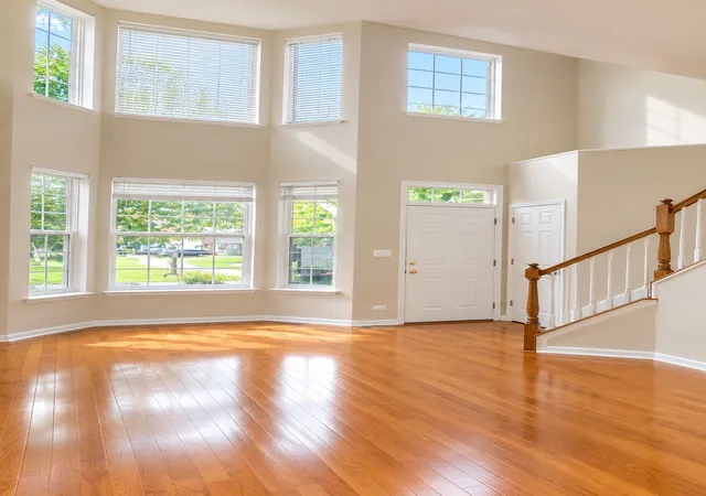Listing Photo 5 - Condo for sale in building located at 371 Evergreen Cir, Glendale Heights, IL 60139 - Unit #371