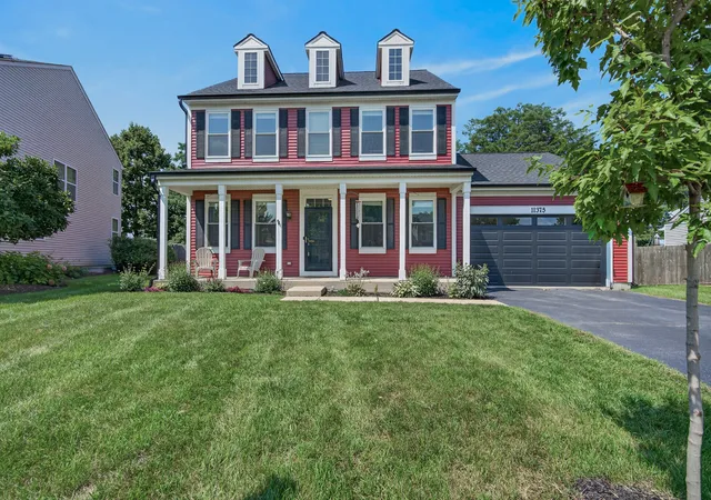 Photo 2 of Single family home for sale at 11375 Middletown Ln, Huntley, IL 60142 | MLS# 12767473 | Listing updated on 2026-09-23