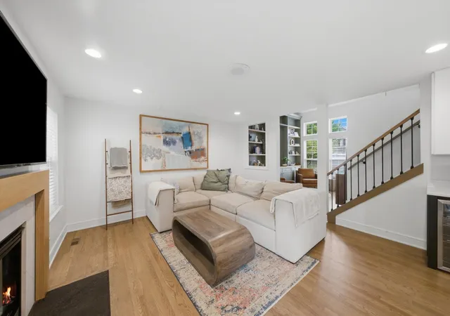 Photo 4 of Single family home for sale at 135 Celebration Ct, Hainesville, IL 60073 | MLS# 12767477 | Listing updated on 2026-10-02