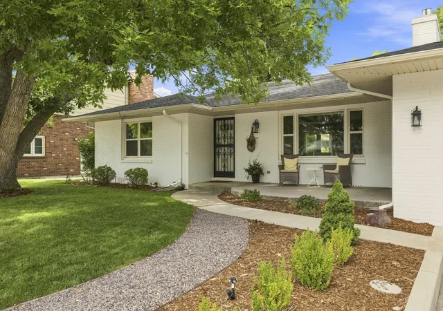 Photo 2 of Single family home for sale at 2921 Alamosa Ct, Loveland, CO 80538 | MLS# 12767478 | Listing updated on 2026-09-29