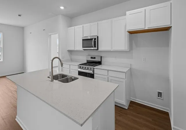 Photo 3 of Single family home for sale at 2909 Old Castle Rd, Joliet, IL 60435 | MLS# 12767481 | Listing updated on 2026-09-23