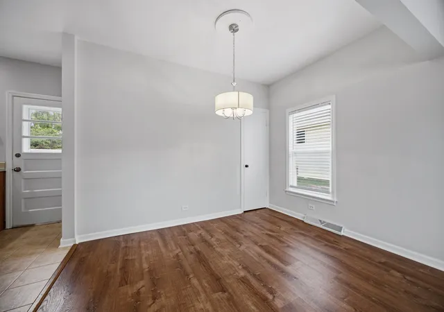 Photo 4 of Single family home for sale at 22 55th Street, Downers Grove, IL 60515 | MLS# 12767501 | Listing updated on 2026-10-08
