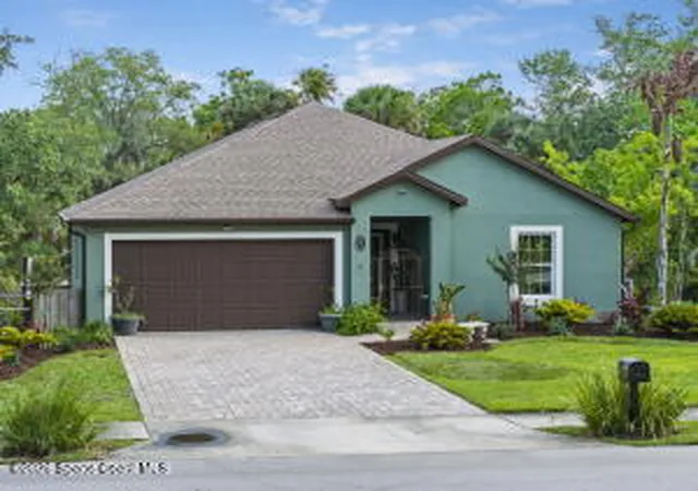 Photo 2 of Single family home for sale at 881 Mandarin Dr Ne, Palm Bay, FL 32905 | MLS# 12767516 | Listing updated on 2026-10-05