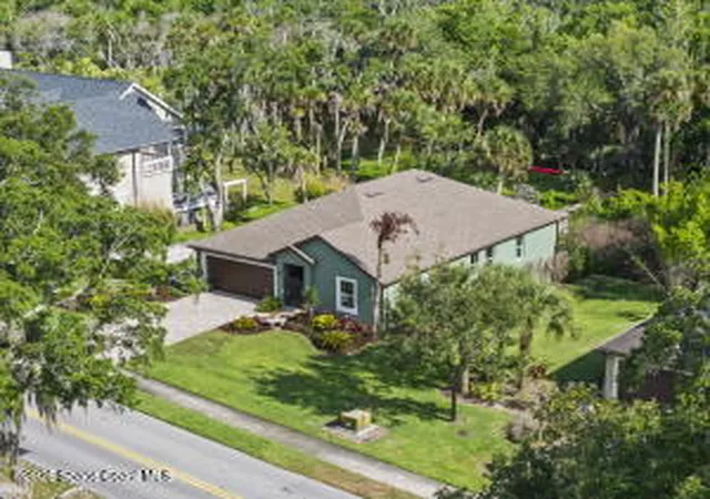 Photo 3 of Single family home for sale at 881 Mandarin Dr Ne, Palm Bay, FL 32905 | MLS# 12767516 | Listing updated on 2026-10-05