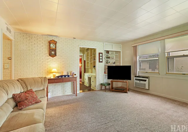 Photo 3 of Single family home for sale at 609 Glendale Rd, Glenview, IL 60025 | MLS# 12767539 | Listing updated on 2026-10-05