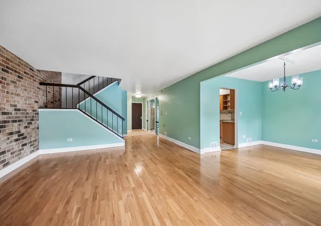 Photo 3 of Townhouse for sale at 105 W Dover Dr, Mount Prospect, IL 60056 | MLS# 12767548 | Listing updated on 2026-09-24