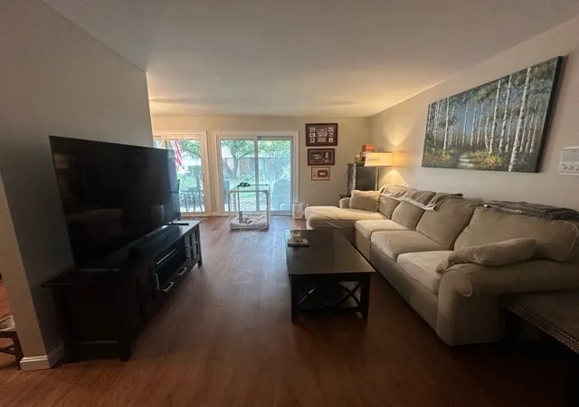 Photo 3 of Condo for sale at 109 Sussex Cir #C1, Schaumburg, IL 60193 | MLS# 12767550 | Listing updated on 2026-09-23
