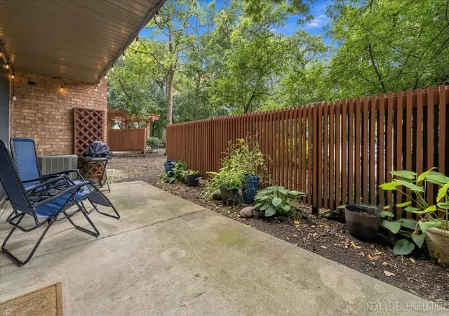 Photo 3 of Condo for sale at 5900 Oakwood Dr #1J, Lisle, IL 60532 | MLS# 12767566 | Listing updated on 2026-09-23