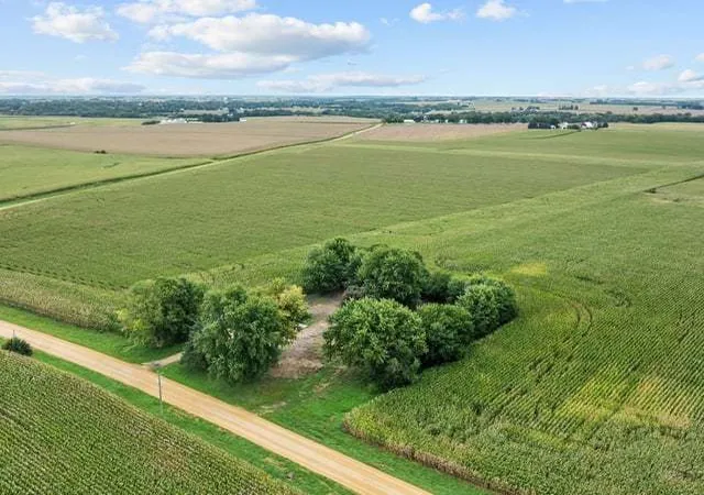 Photo 3 of Sale Pending at 14282 W Robin Rd, Polo, IL 61064 | MLS# 12767573 | Listing updated on 2026-09-30