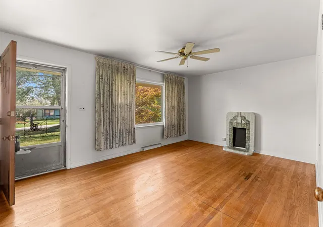 Photo 1 of Single family home for sale at 424 Village Rd, Willowbrook, IL 60527 | MLS# 12767579 | Listing updated on 2026-10-01